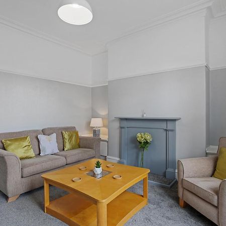 Lovely 3 Bedroom Apartment In Aberdeen Centre Екстериор снимка